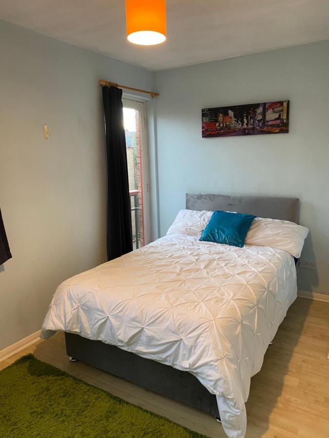 Cozy Private Room For Single Use 伦敦 外观 照片